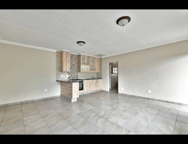 1 BEDROOM APARTMENT FOR SALE IN NEW REDRUTH